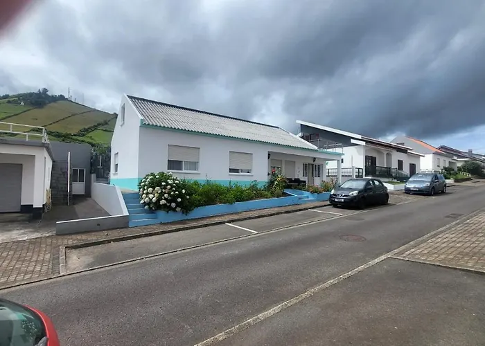 Dona Julia Pensjonat Santa Cruz das Flores