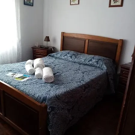 Dona Julia * Santa Cruz das Flores