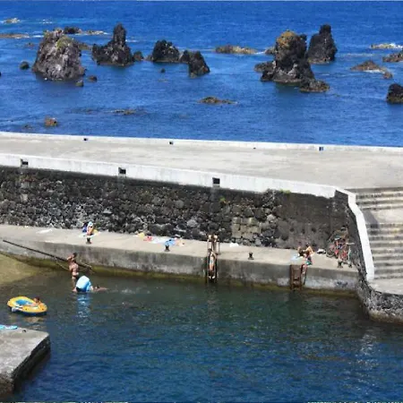 Dona Julia * Santa Cruz das Flores