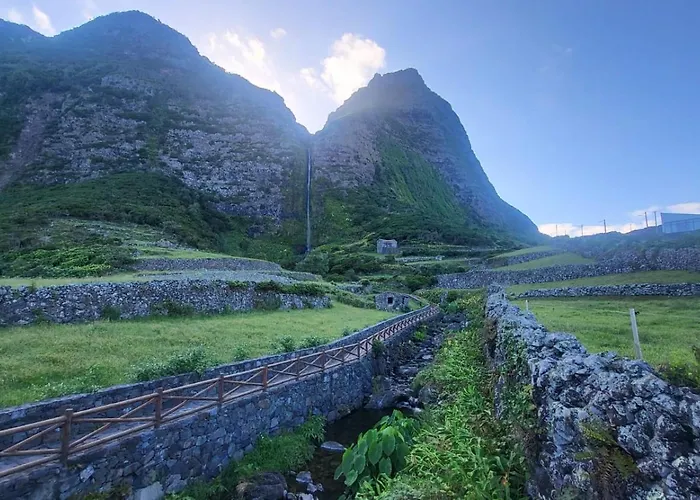 Dona Julia * Santa Cruz das Flores