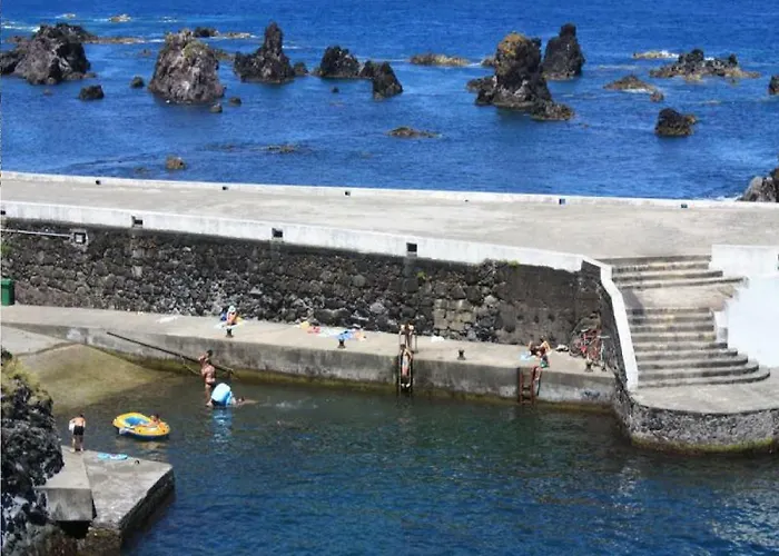 Dona Julia * Santa Cruz das Flores