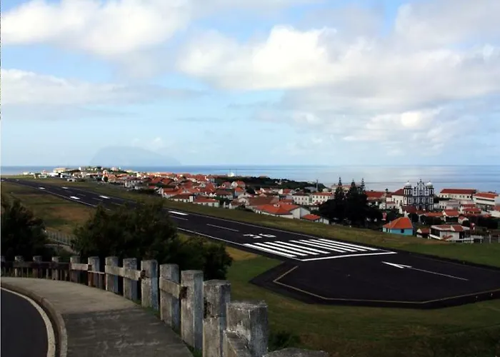 Dona Julia Santa Cruz das Flores